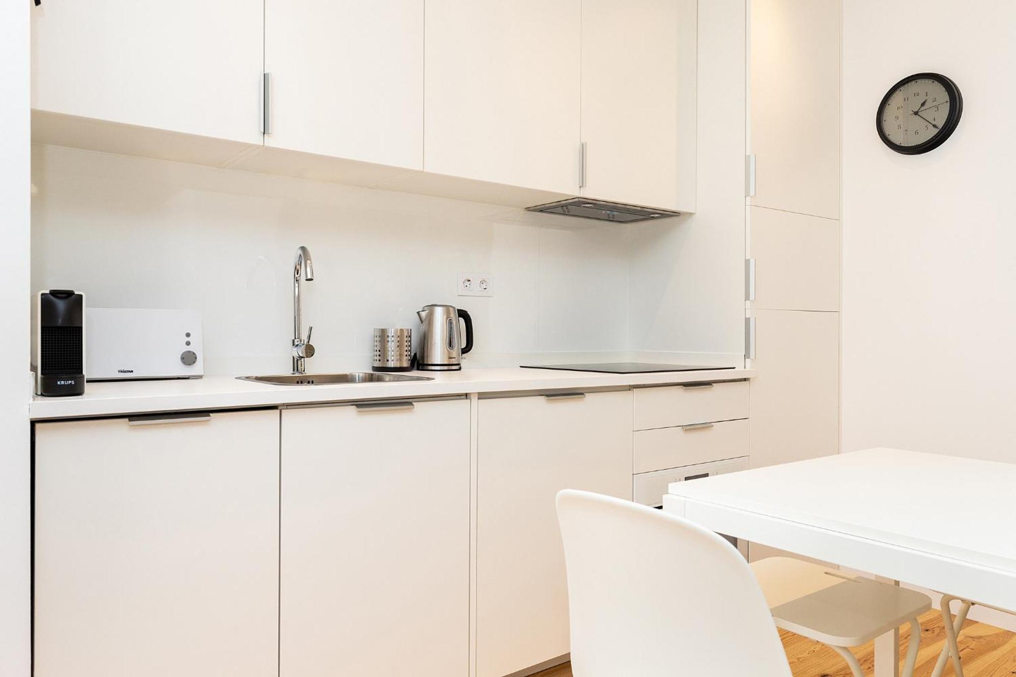 Design And Bright Studios Near Pasteis De Belem Лиссабон Экстерьер фото